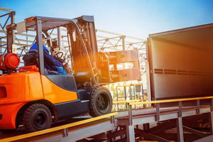 How to choose the right tires for your forklift